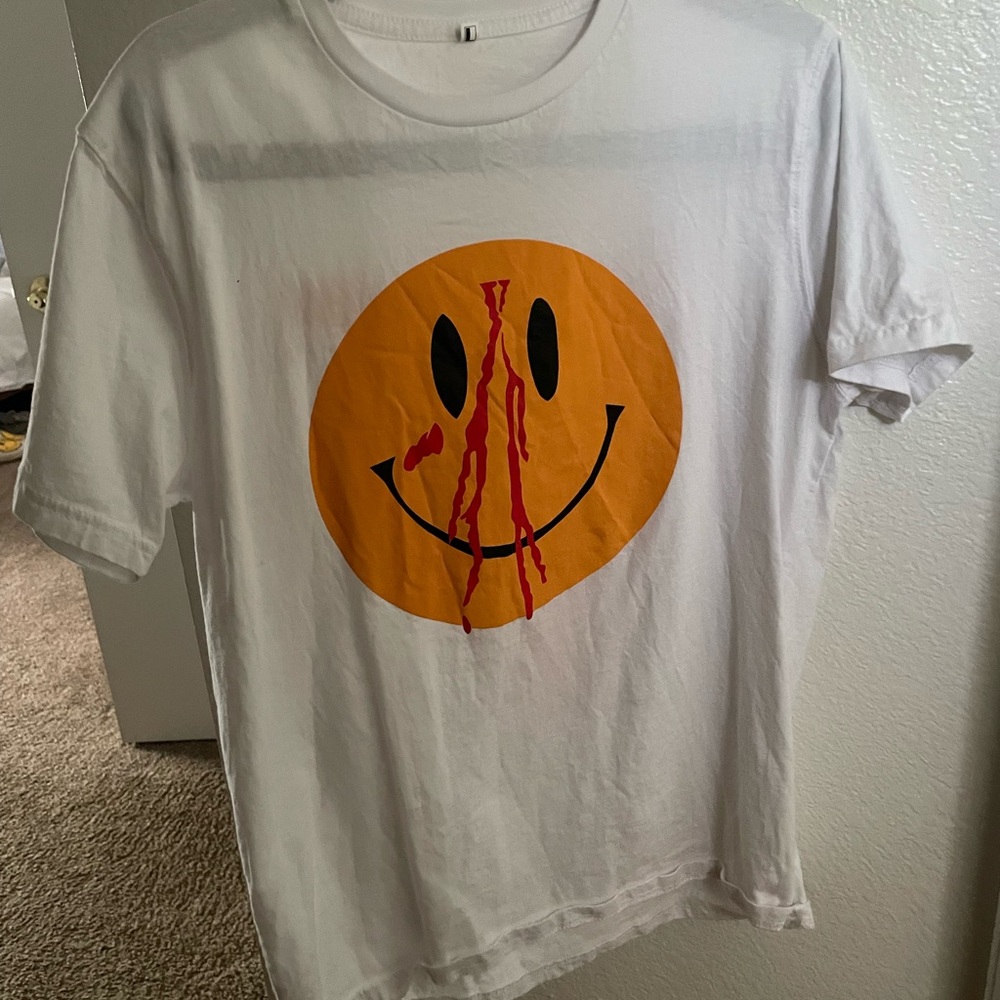 VLONE men’s t-shirt (large)